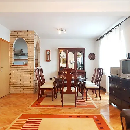 Vila Breka *